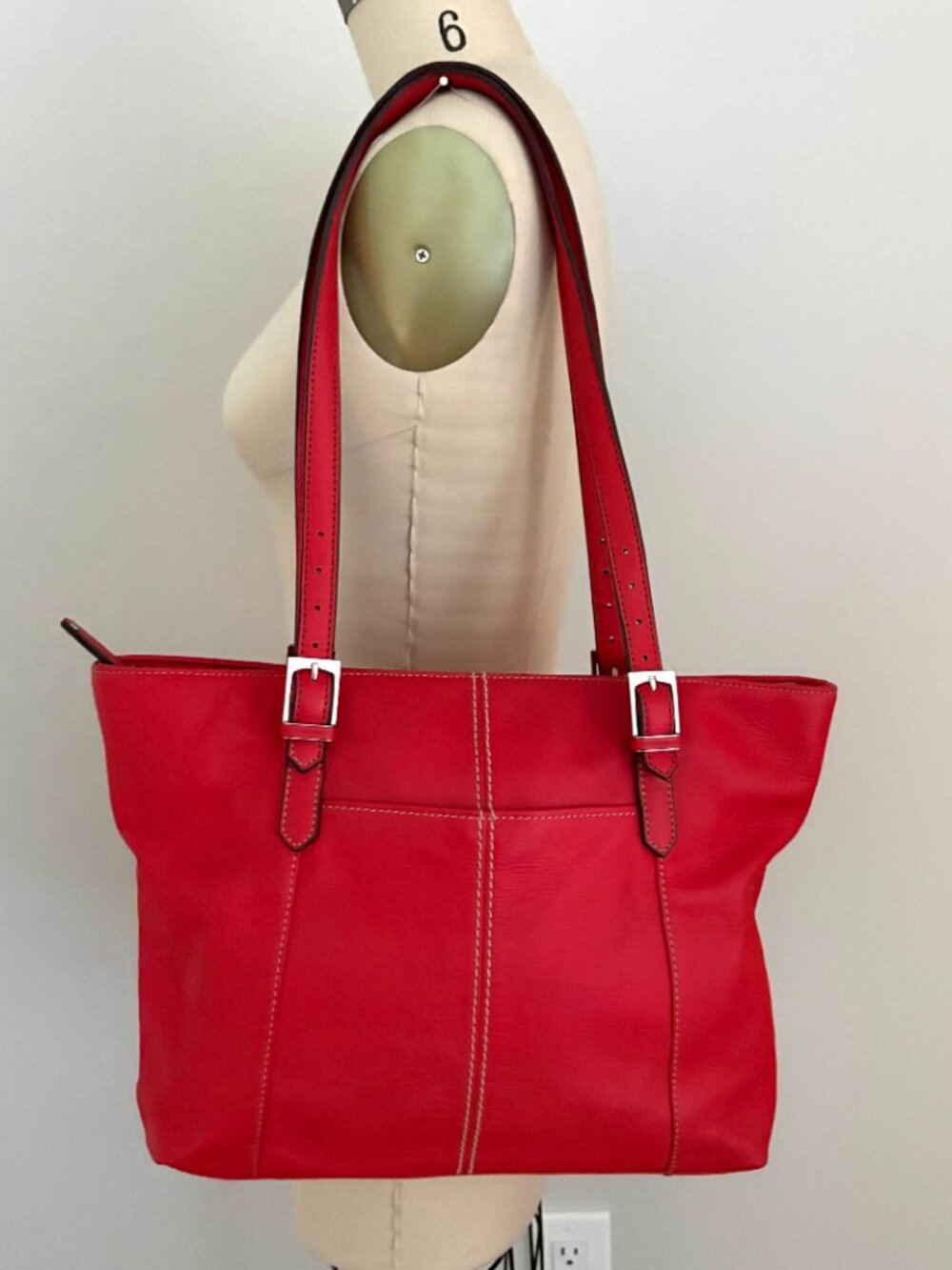 Tignanello Red Pebbled Leather Shoulder Bag Tote Preppy Quiet Luxury Office Chic